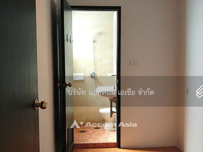 Sathorn Gardens, Bangkok, Thailand Sathorn Gardens, Bangkok, Thailand