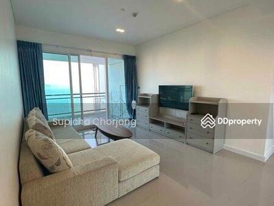 Reflection Jomtien Beach, Pattaya, Thailand Reflection Jomtien Beach, Pattaya, Thailand