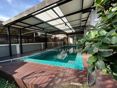 Country Home Lake and Park, Chon Buri, Thailand Country Home Lake and Park, Chon Buri, Thailand