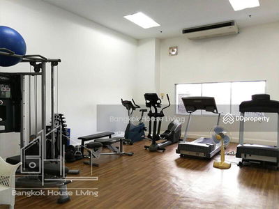 33 Tower, Bangkok, Thailand 33 Tower, Bangkok, Thailand