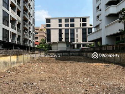 Tipamas Mansion, Bangkok, Thailand Tipamas Mansion, Bangkok, Thailand