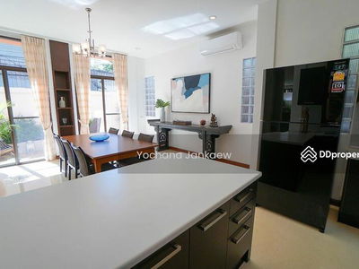 Raintree Village Apartment, Bangkok, Thailand Raintree Village Apartment, Bangkok, Thailand