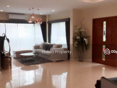 Grand Bangkok Boulevard Rama 9-Srinagarindra, Bangkok, Thailand Grand Bangkok Boulevard Rama 9-Srinagarindra, Bangkok, Thailand