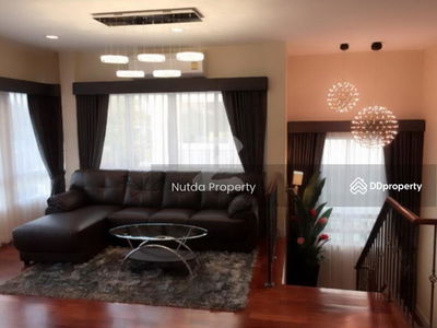 Grand Bangkok Boulevard Rama 9-Srinagarindra, Bangkok, Thailand Grand Bangkok Boulevard Rama 9-Srinagarindra, Bangkok, Thailand