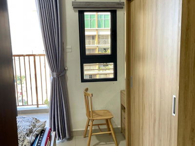 Topaz Twins, Vietnam Topaz Twins, Vietnam