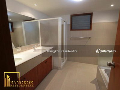 Detached House, Bangkok, Thailand Detached House, Bangkok, Thailand