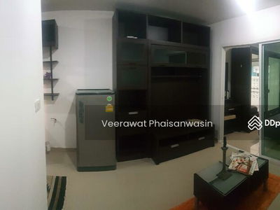 The Lake Metropark Sathorn, Bangkok, Thailand The Lake Metropark Sathorn, Bangkok, Thailand