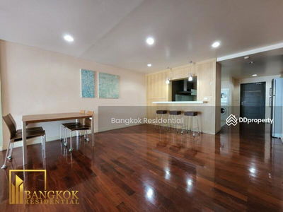 Urbana Sukhumvit 15, Bangkok, Thailand Urbana Sukhumvit 15, Bangkok, Thailand