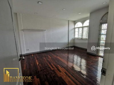 2 Bedroom Townhouse in Sukhumvit 39, Phrom Phong, Bangkok, Thailand 2 Bedroom Townhouse in Sukhumvit 39, Phrom Phong, Bangkok, Thailand
