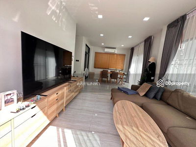 Premium single house for rent The Master Sriracha Village, fully furnished, ready to move in, Chon Buri, Thailand Premium single house for rent The Master Sriracha Village, fully furnished, ready to move in, Chon Buri, Thailand