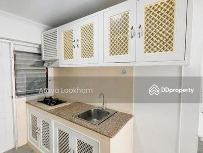 Thonglor Tower, Bangkok, Thailand Thonglor Tower, Bangkok, Thailand