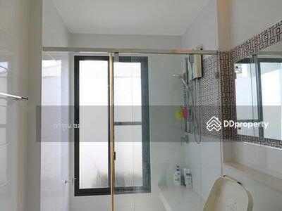 Manthana Onnut–Wongwaen 4, Bangkok, Thailand Manthana Onnut–Wongwaen 4, Bangkok, Thailand