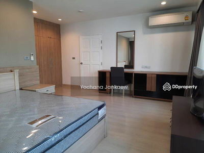 Prasanmitr Place, Bangkok, Thailand Prasanmitr Place, Bangkok, Thailand