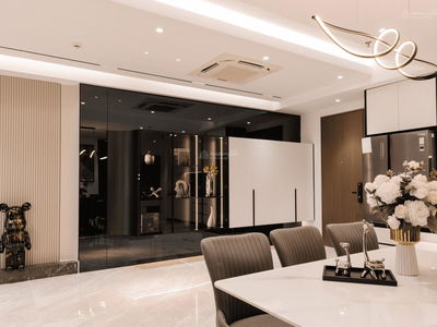 Sunrise City, Vietnam Sunrise City, Vietnam