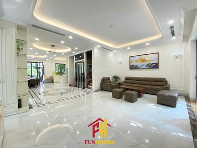 Vinhomes Riverside, Vietnam  Vinhomes Riverside, Vietnam