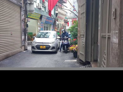 Housing in Hanoi, Vietnam  Housing in Hanoi, Vietnam