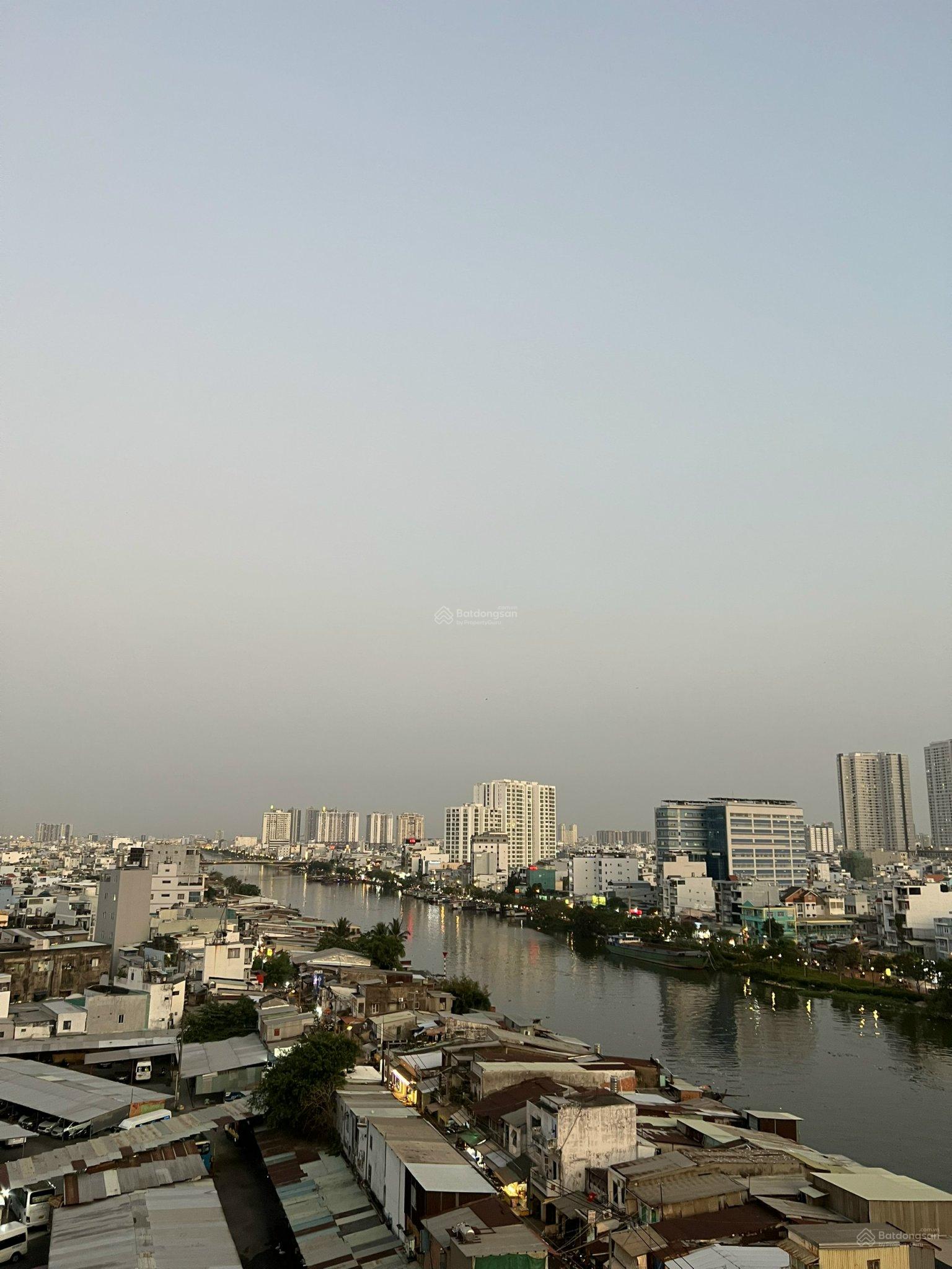 De La Sol, Vietnam De La Sol, Vietnam