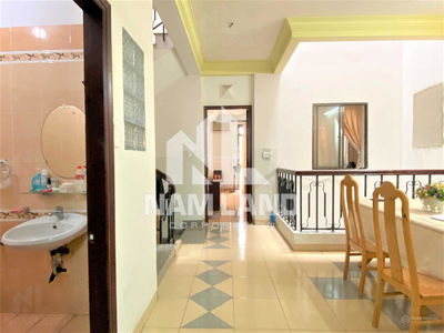 Housing in Nha Be, Vietnam  Housing in Nha Be, Vietnam