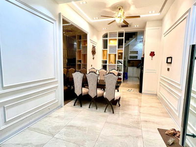 Gehäuse In Hanoi, Vietnam Gehäuse In Hanoi, Vietnam