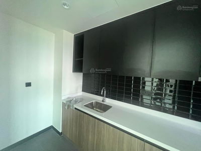 De La Sol, Vietnam De La Sol, Vietnam