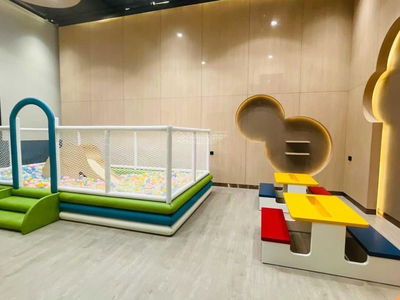 De La Sol, Vietnam  De La Sol, Vietnam