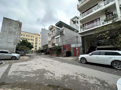 Gehäuse In Ha GJong, Vietnam Gehäuse In Ha GJong, Vietnam