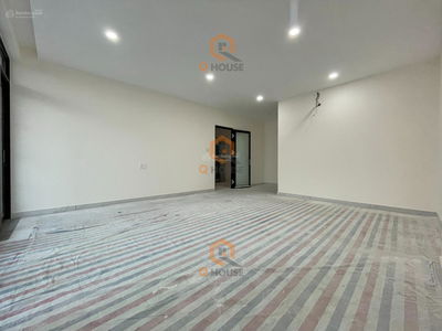 Gehäuse In Nha Be, Vietnam Gehäuse In Nha Be, Vietnam