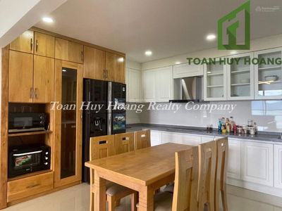 Blooming Tower, Vietnam Blooming Tower, Vietnam