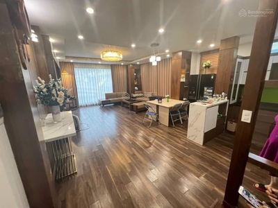 Housing in Hanoi, Vietnam Housing in Hanoi, Vietnam