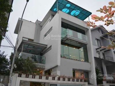 Gehäuse In Hanoi, Vietnam Gehäuse In Hanoi, Vietnam