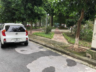 Housing in Hanoi, Vietnam Housing in Hanoi, Vietnam