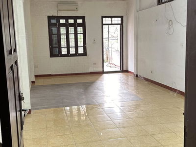 Gehäuse In Hanoi, Vietnam Gehäuse In Hanoi, Vietnam