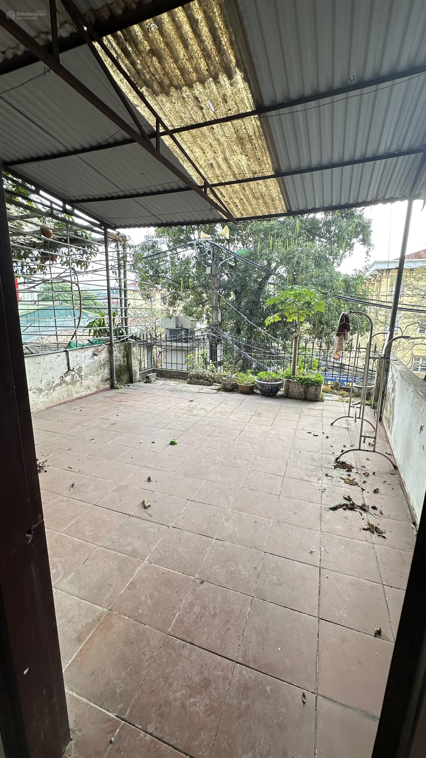 Gehäuse In Hanoi, Vietnam Gehäuse In Hanoi, Vietnam