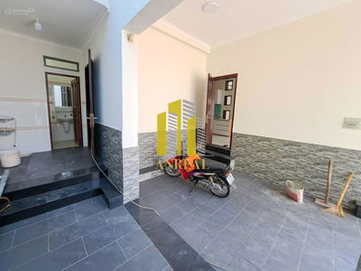 Gehäuse In Nha Be, Vietnam Gehäuse In Nha Be, Vietnam