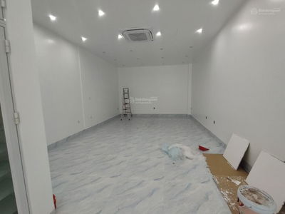 TSQ Galaxy, Vietnam TSQ Galaxy, Vietnam