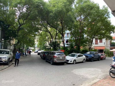 Жилье в Hanoi, Vietnam Жилье в Hanoi, Vietnam