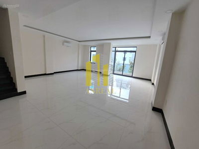 Diamond Island, Vietnam Diamond Island, Vietnam