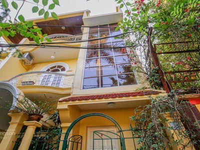 Housing in Hanoi, Vietnam Housing in Hanoi, Vietnam