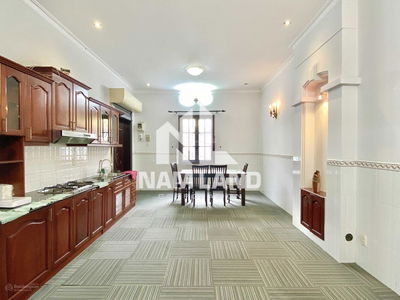 Gehäuse In Nha Be, Vietnam Gehäuse In Nha Be, Vietnam