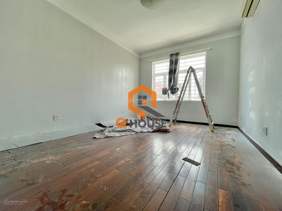 Housing in Nha Be, Vietnam Housing in Nha Be, Vietnam