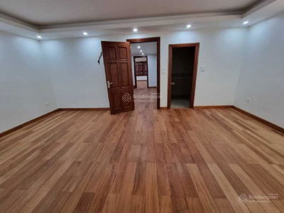 Gehäuse In Hanoi, Vietnam Gehäuse In Hanoi, Vietnam