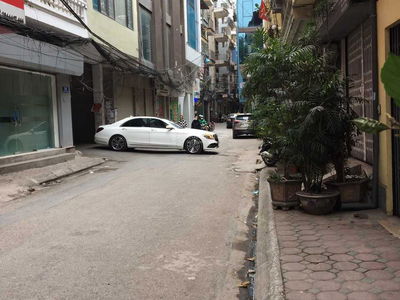 Жилье в Hanoi, Vietnam Жилье в Hanoi, Vietnam