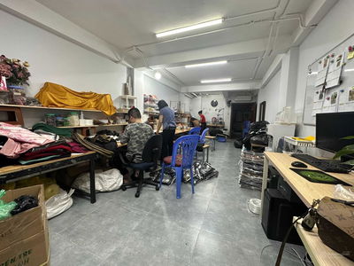 Gehäuse In Hanoi, Vietnam Gehäuse In Hanoi, Vietnam