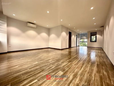 Gehäuse In Ha GJong, Vietnam Gehäuse In Ha GJong, Vietnam