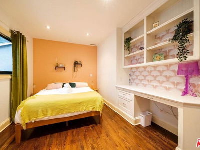 Studio City, United States  Studio City, United States