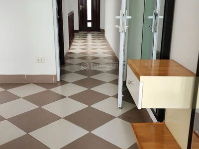 Gehäuse In Hanoi, Vietnam Gehäuse In Hanoi, Vietnam