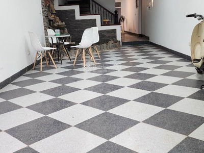 Жилье в Hanoi, Vietnam Жилье в Hanoi, Vietnam