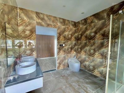 Gehäuse In Da Nang, Vietnam  Gehäuse In Da Nang, Vietnam