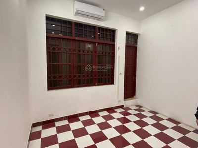 Gehäuse In Hanoi, Vietnam Gehäuse In Hanoi, Vietnam