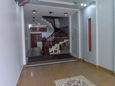 Gehäuse In Hanoi, Vietnam Gehäuse In Hanoi, Vietnam